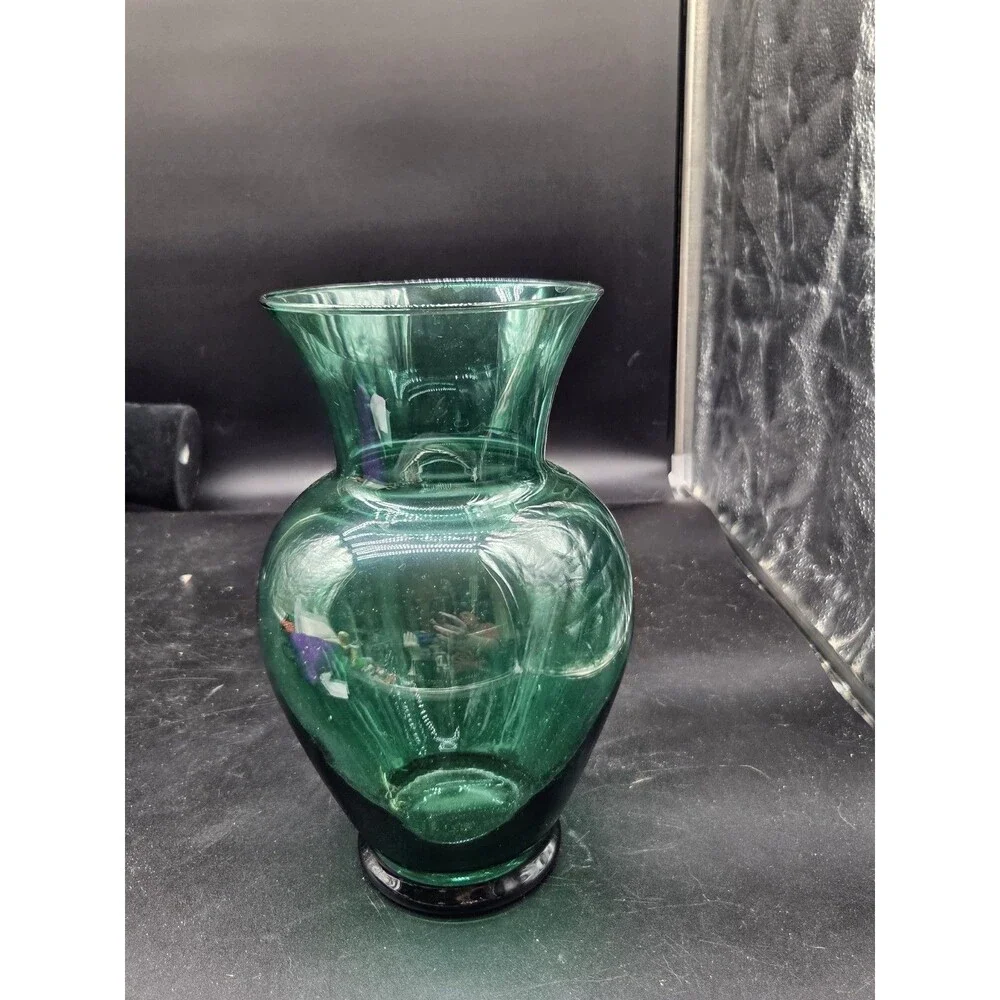 Green Blown Glass Vase Vintage 10.5 Inches